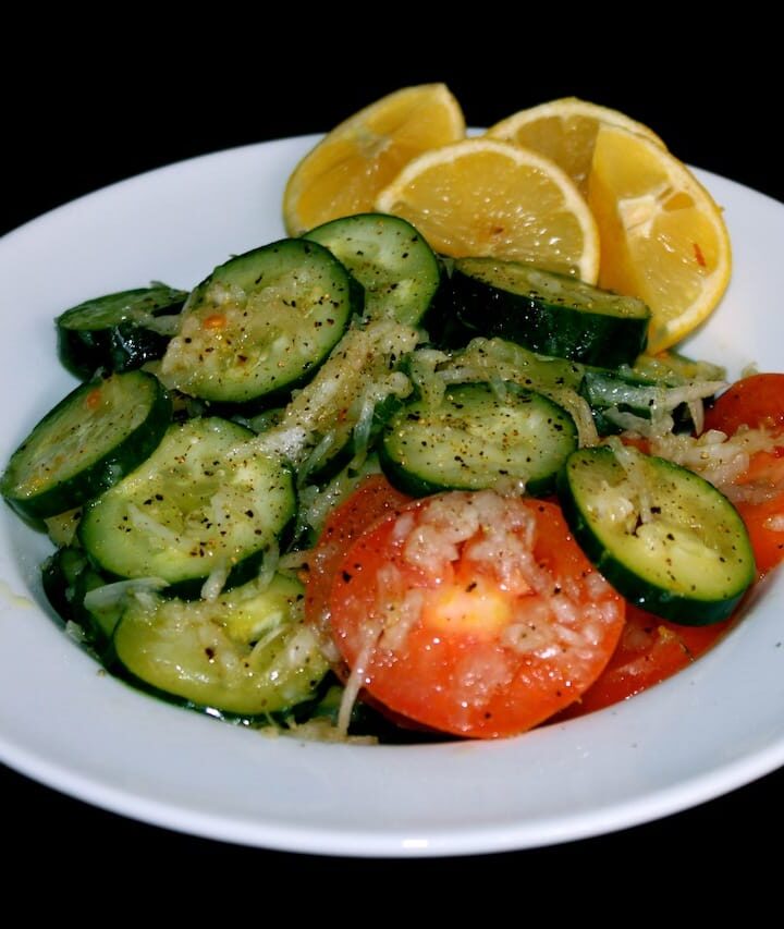 zucchini tomato salad