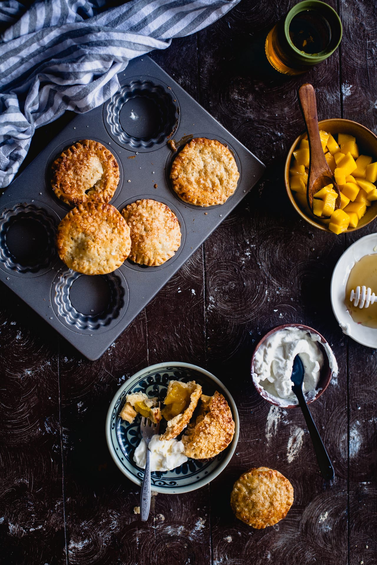 Mango Mini Pies | Playful Cooking