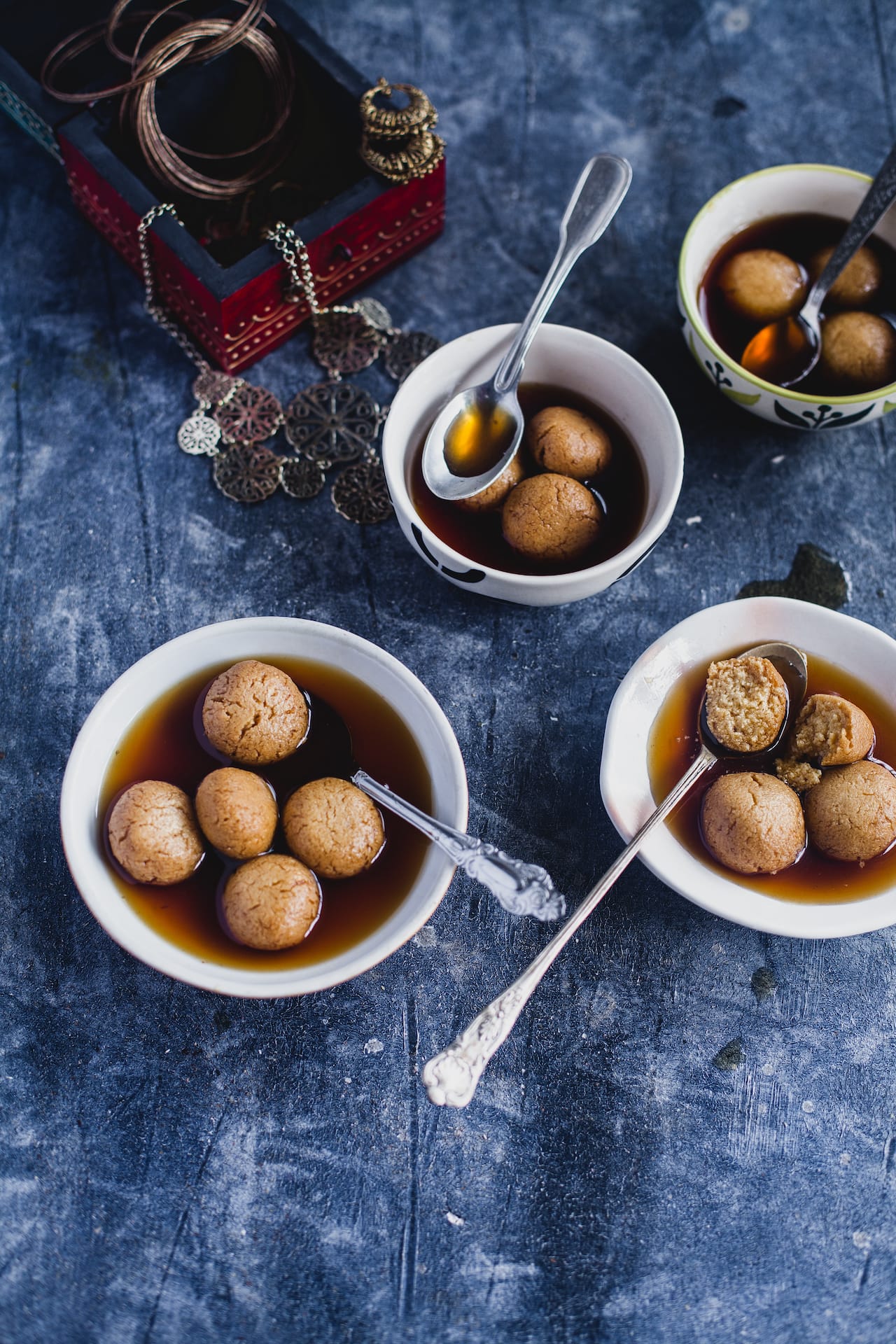 Nolen Gur Rasgulla (Cheese Balls cooked in Jaggery Syrup) - Playful Cooking