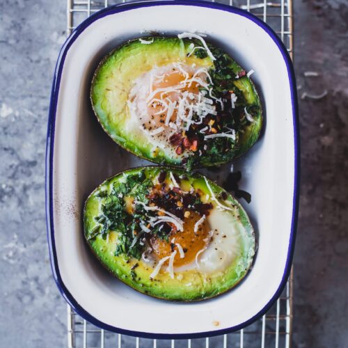 egg spinach baked avocado 01 1