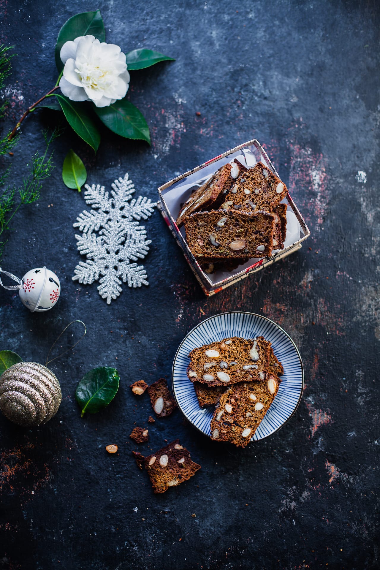 Nuts and Seeds Crackers | Playful Cooking