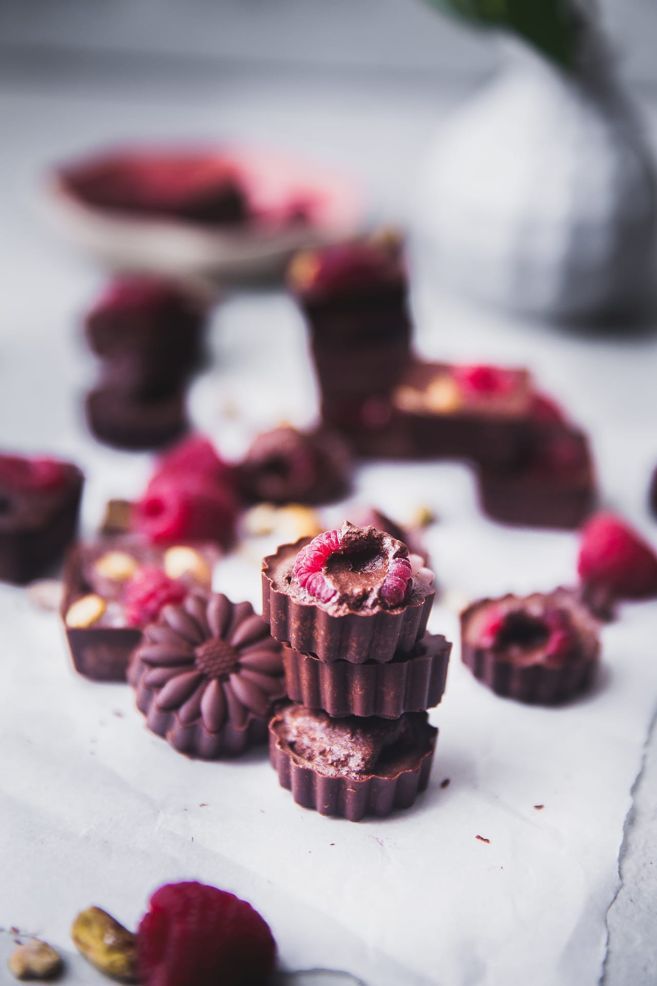 Raspberry Pistachio Chocolate | Playful Cooking #chocolate #raspberry #dessert #homemade