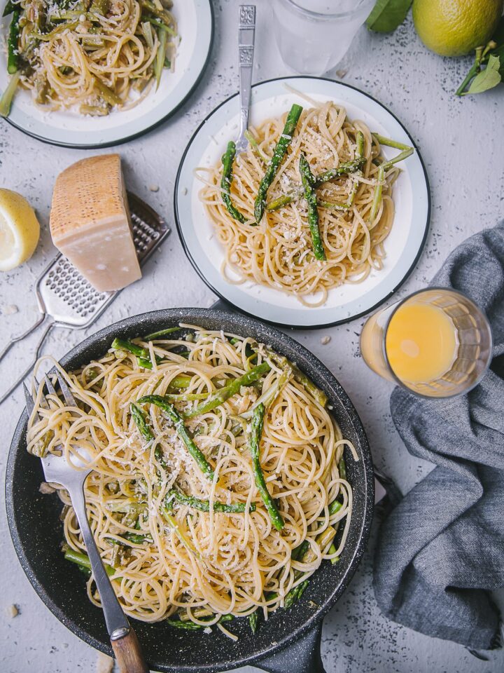 5 Ingredients Creamy Asparagus Pasta | Playful Cooking #foodphotography #photography #pastarecipe #easyrecipe #asparagus #springmeal