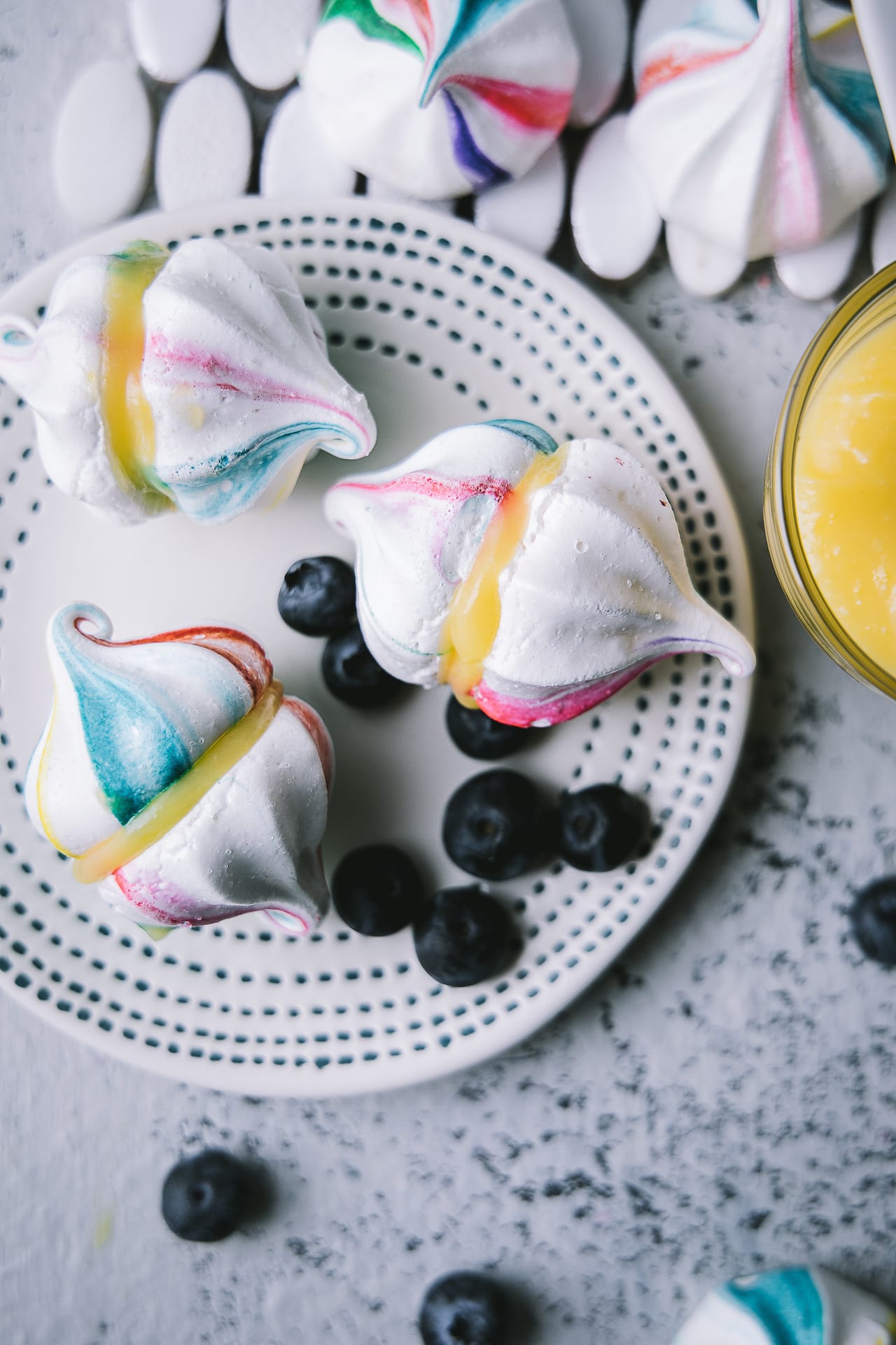 Meringue Cookies with Lemon Curd | Playful Cooking #meringue #cookies #foodphotography #photography