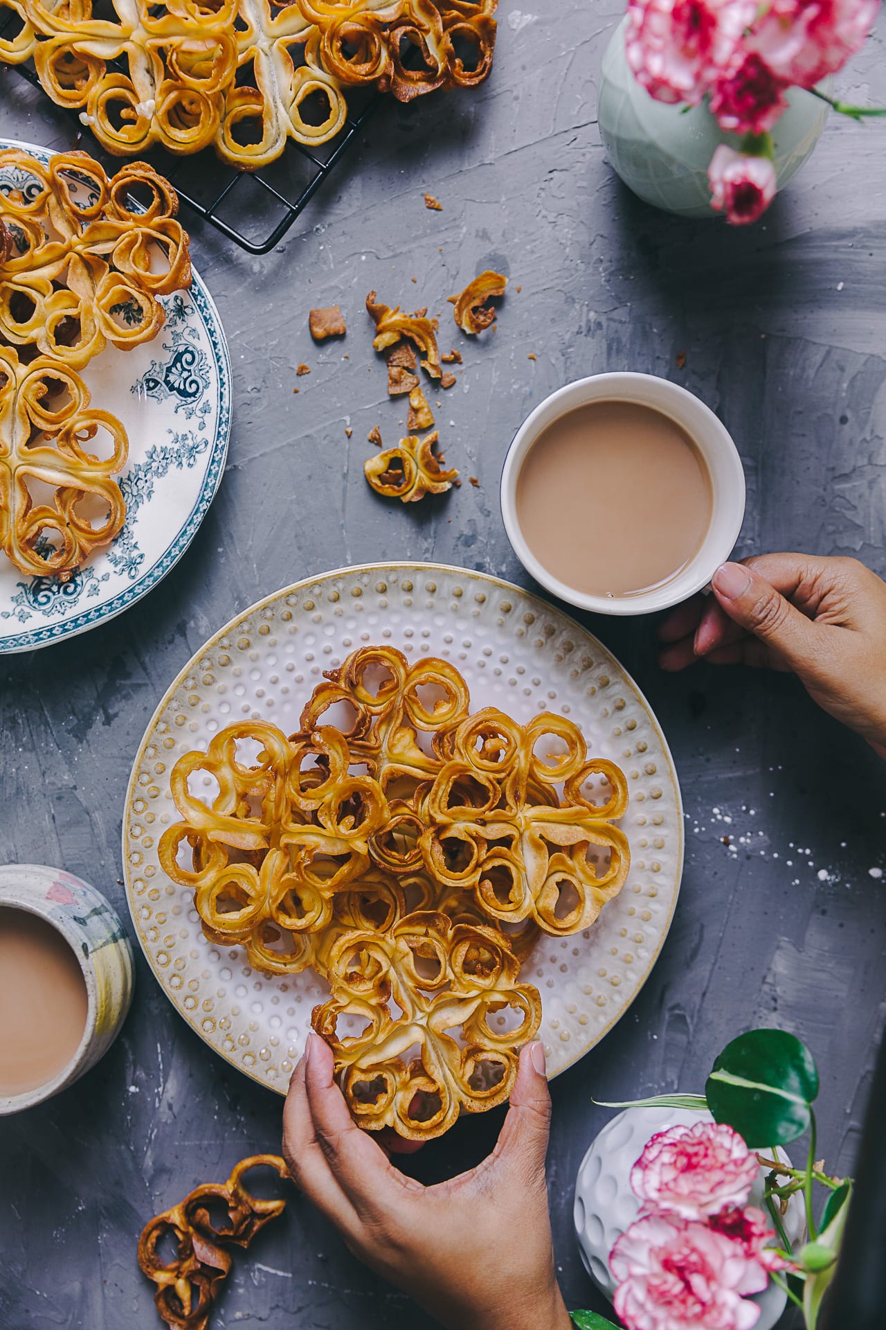 Fuljhuri Pitha/Rose Cookies #playfulcooking #rosecookies #fuljhuripitha #rosettecookies #cripsy #snack #teatime