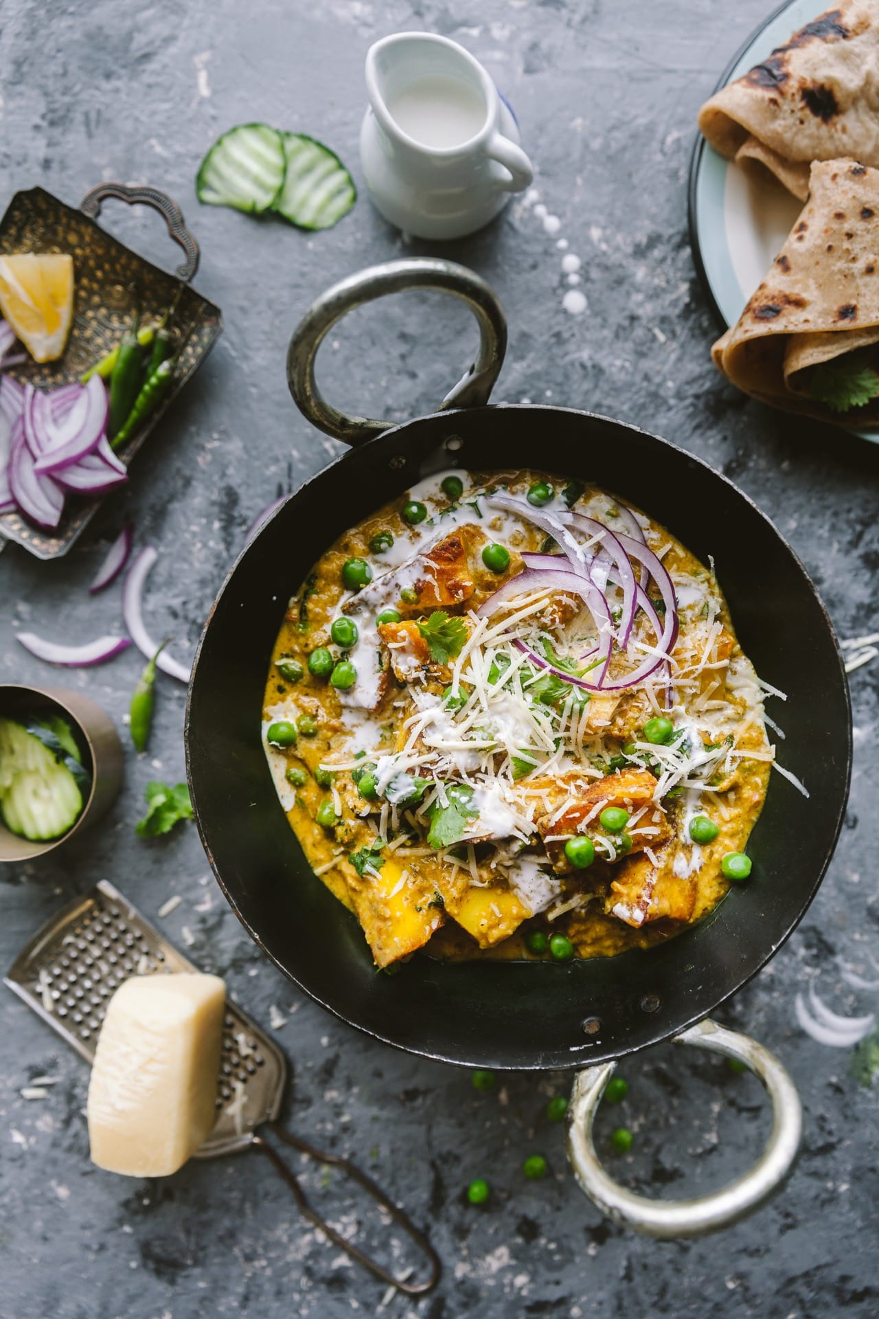 Khoya matar paneer