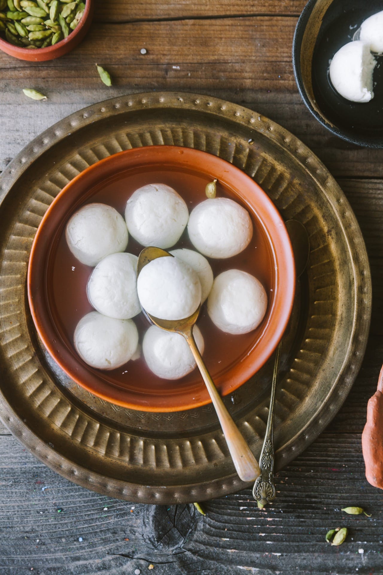 Bengali Sweets - Roshogolla/ Rasgulla