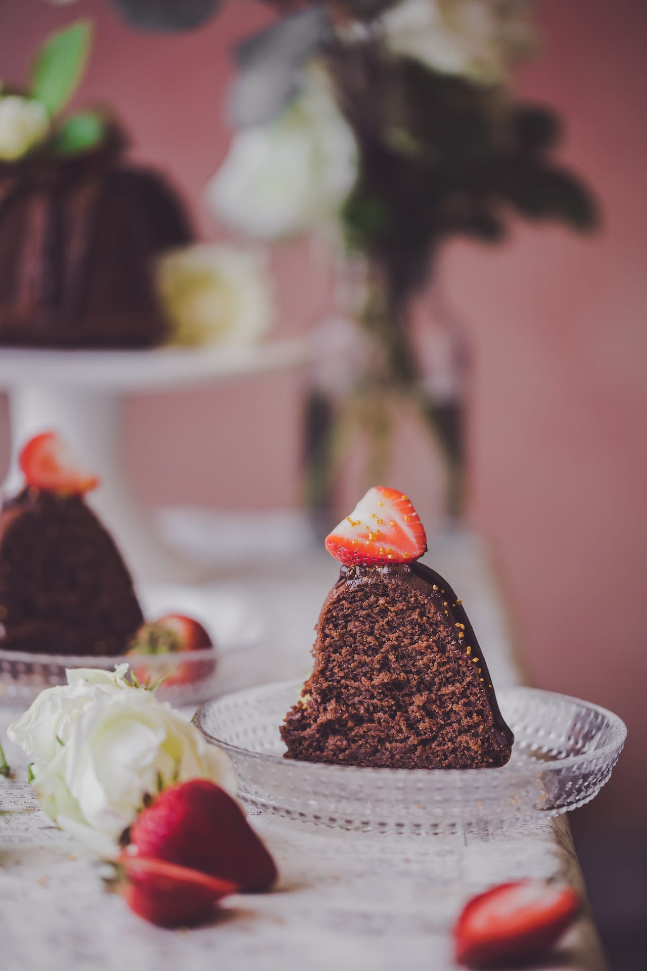 Easy Eggless Chocolate Cake - No Butter, No Egg