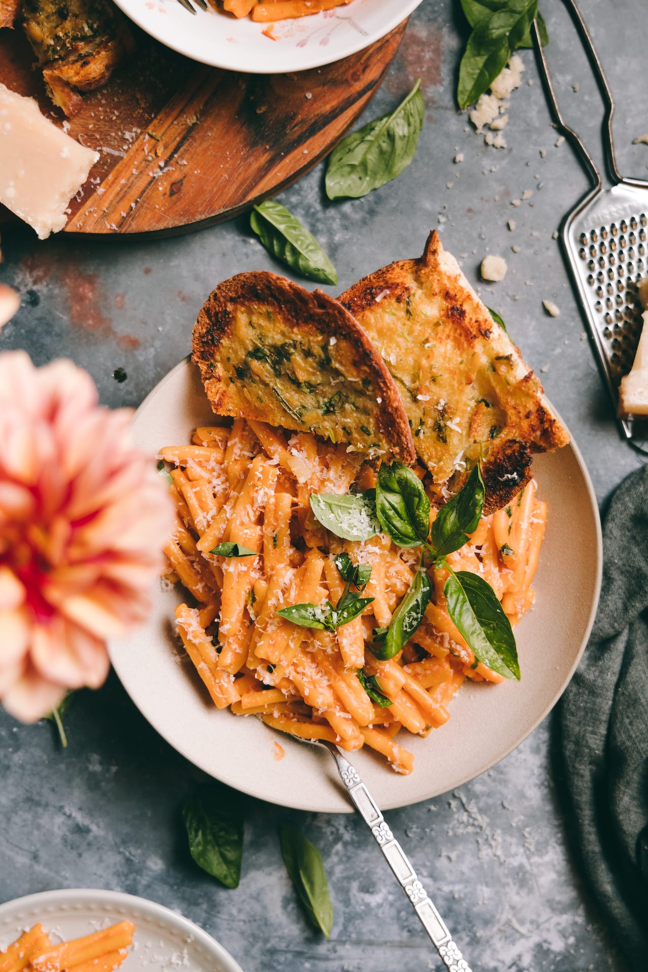Roasted Pepper and Tomato Pasta