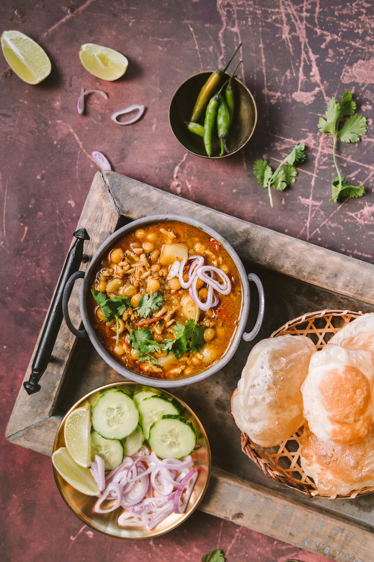 Chicken Ghugni - BENGALI RECIPE with yellow peas 