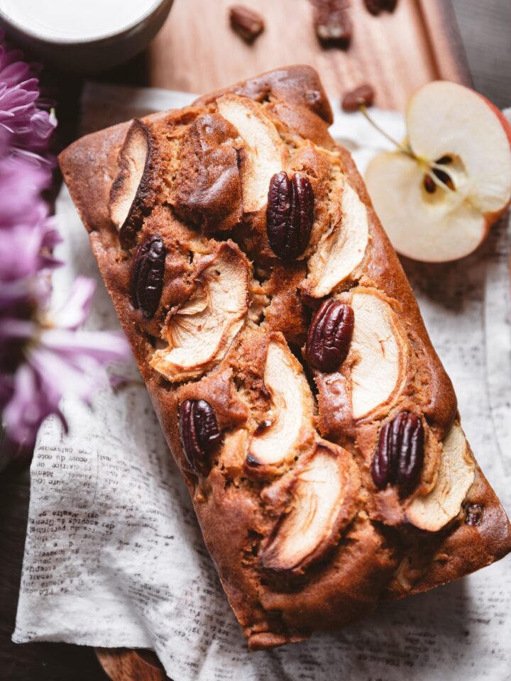 Apple cake