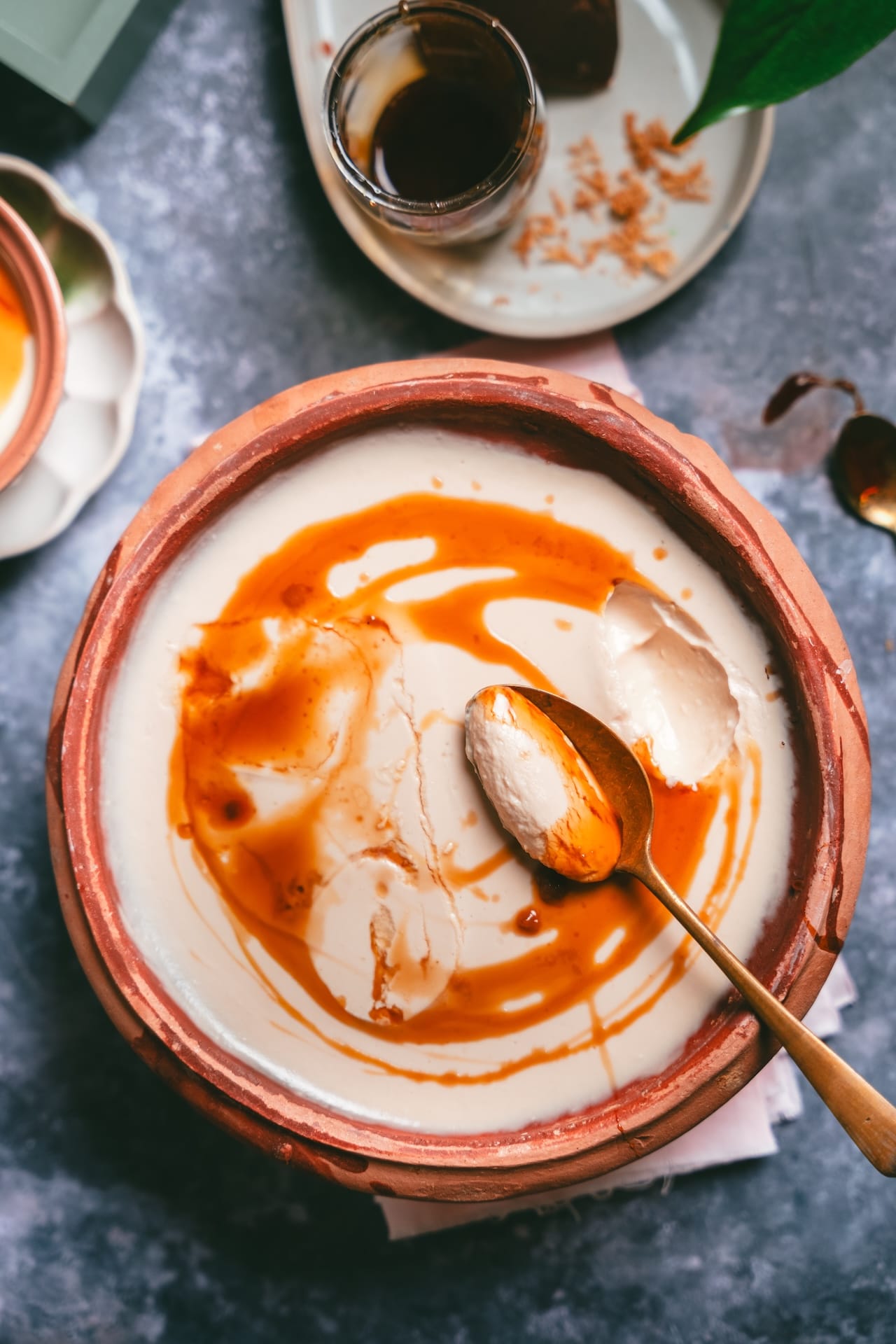 Nolen Gurer Mishti Doi